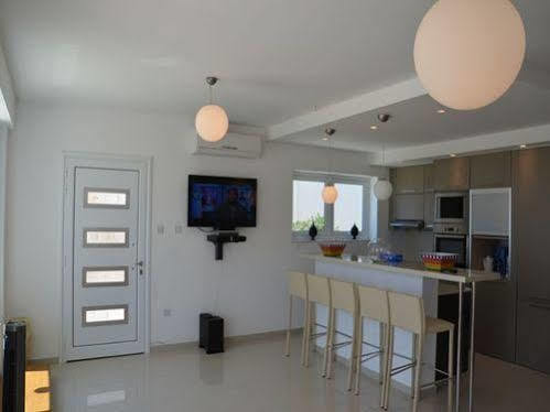Sunrise Frontline Villas Sotira  Bagian luar foto