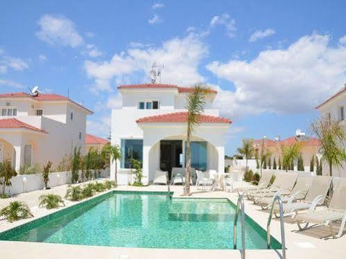 Sunrise Frontline Villas Sotira  Bagian luar foto